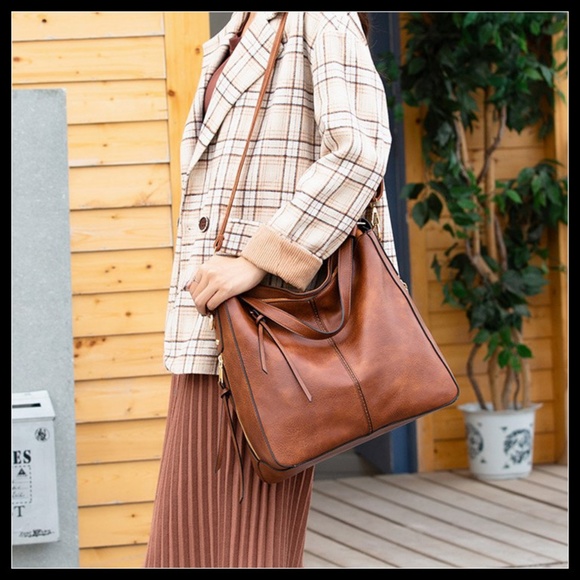 NEW ELVA Hobo Shoulder Bag Crossbody - Picture 6 of 8